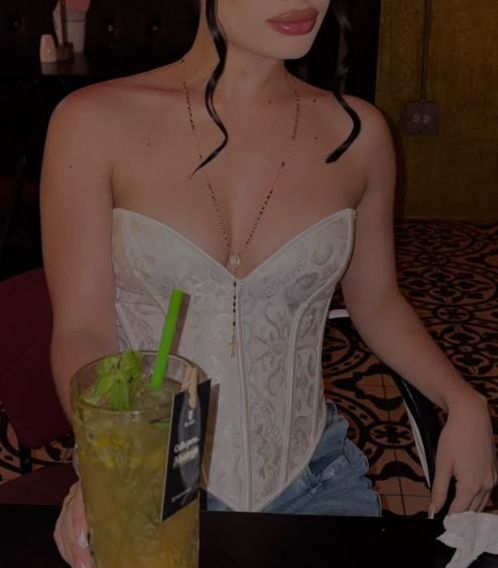 Alejandra Perea  gallery image 1