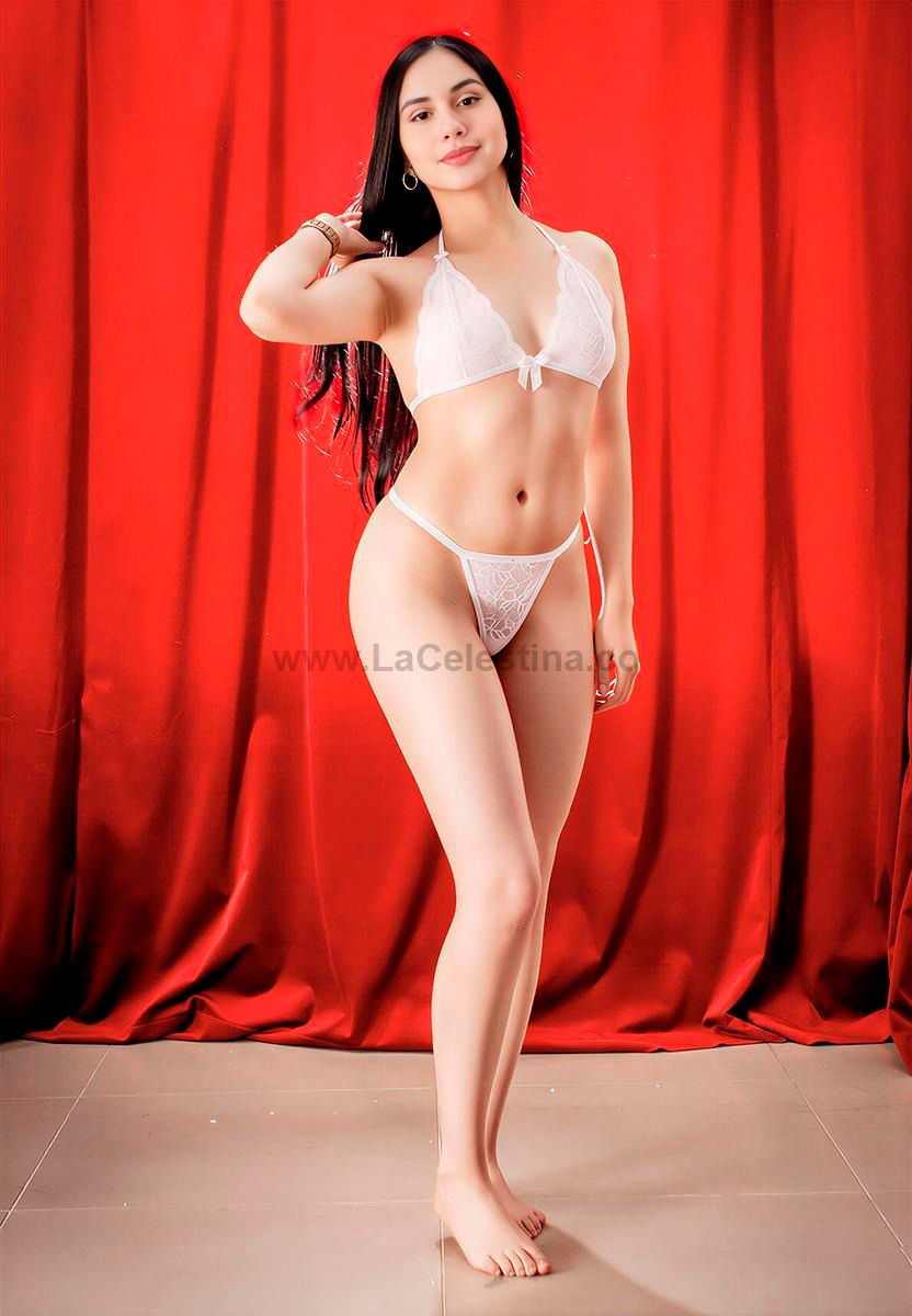 Maira Lopez 