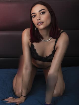 Prepagos, escorts, putas, Lorena Cardenas