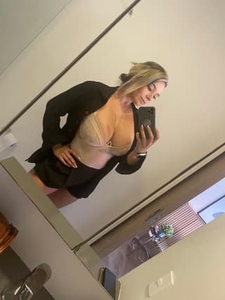 Prepagos, escorts, putas, Hellen Campo